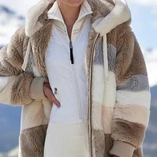 Luna | Chaqueta de invierno para mujer con diseño de bloques de color y capucha