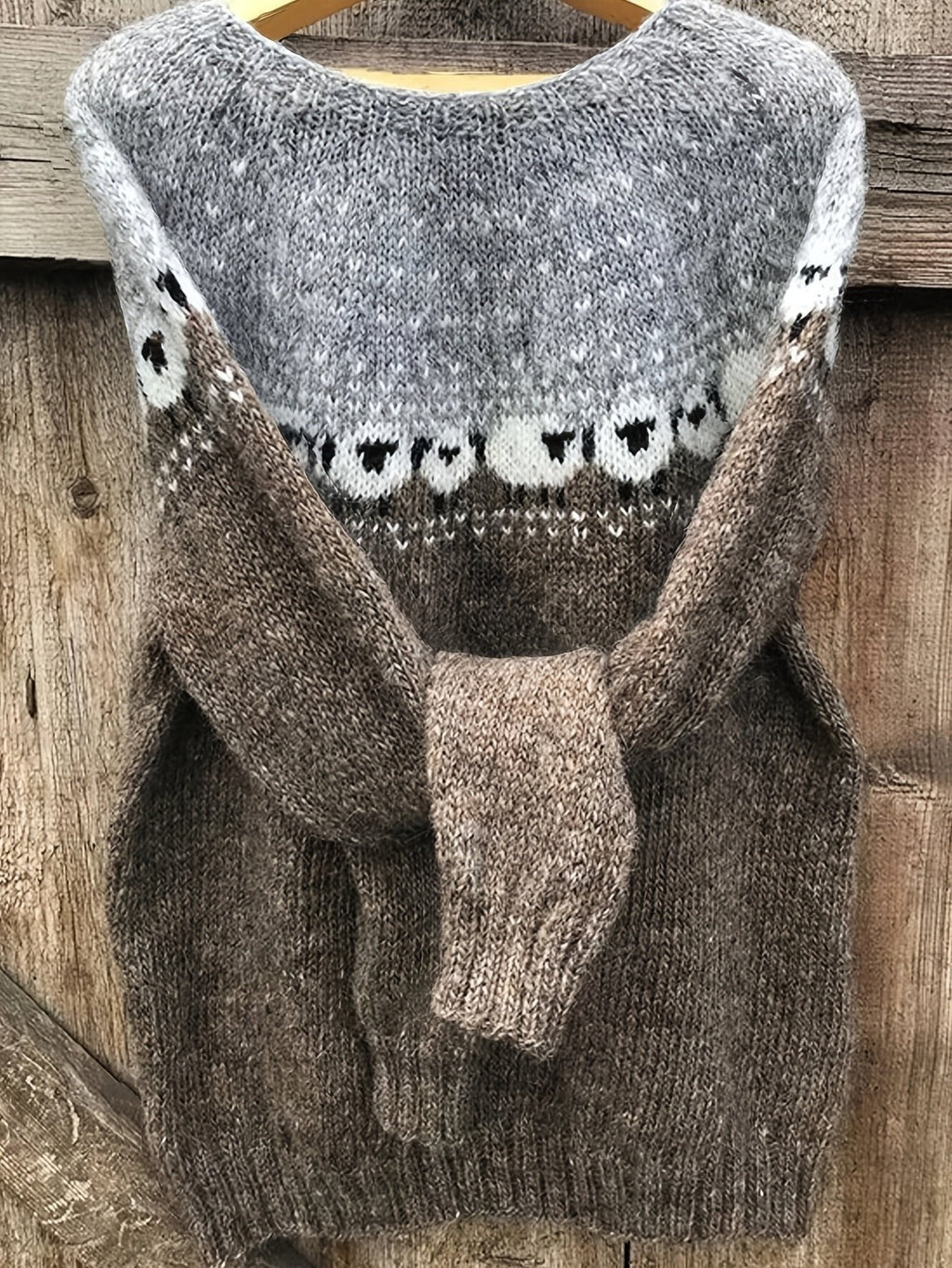 SUENTA Roque | Kuscheliger Grobstrickpullover mit Schaf-Jacquardmuster für Damen
