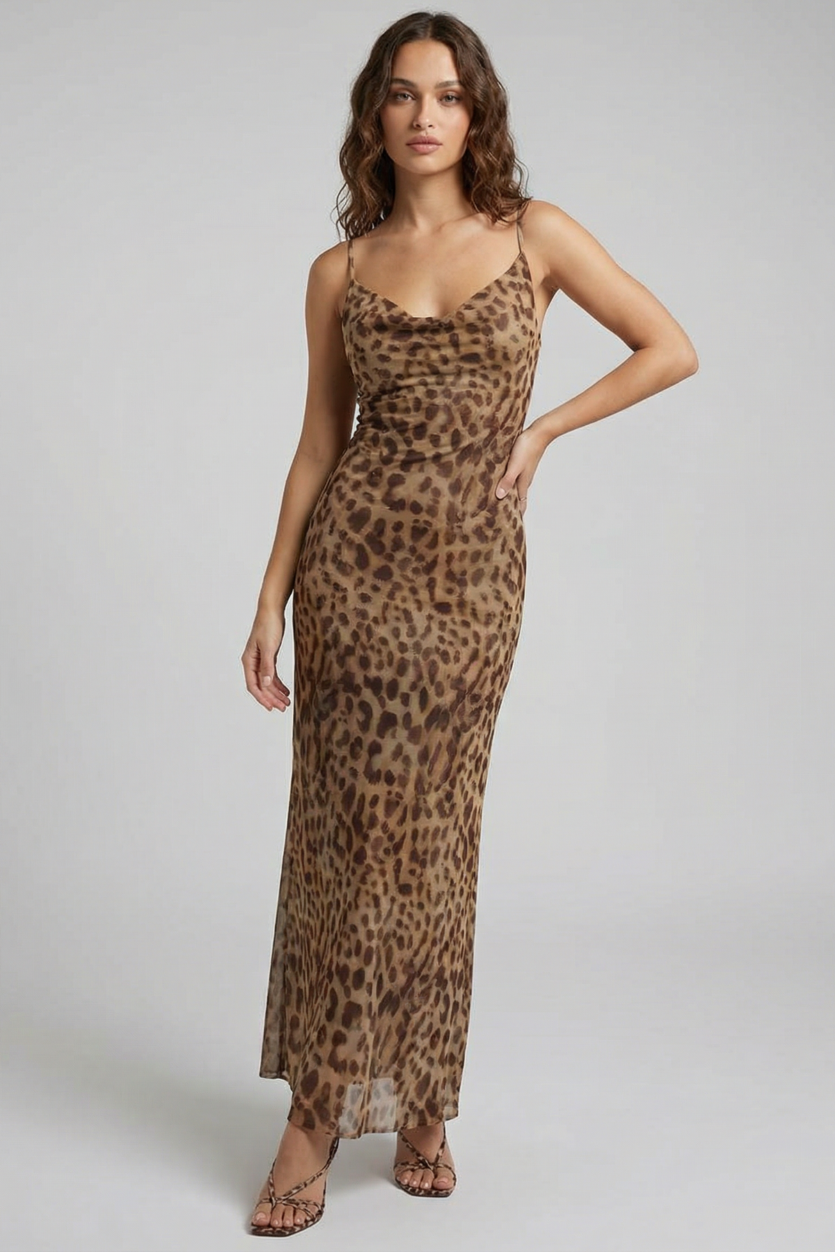 SUENTA Leopardenmuster-Swingkleid – Verspieltes Rüschen-Sommerparty-Outfit