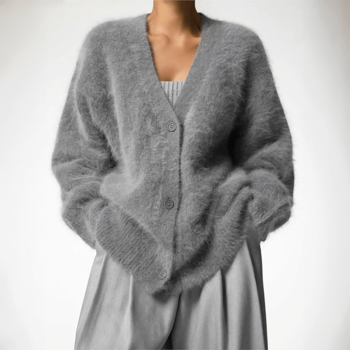 Amore | Damen Trendige Flauschige Strickjacke mit Knopfleiste
