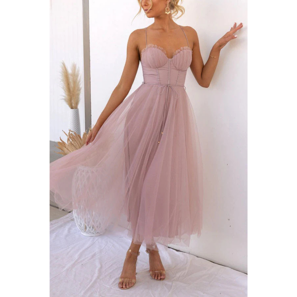 SUENTA Beya | Moderne Spaghettiträgerkleid für Frauen in Maxi-Länge – Ätherischer Seiden-Touch, Architektonische A-Linie & Skandinavische Sommer-Majestät rosa