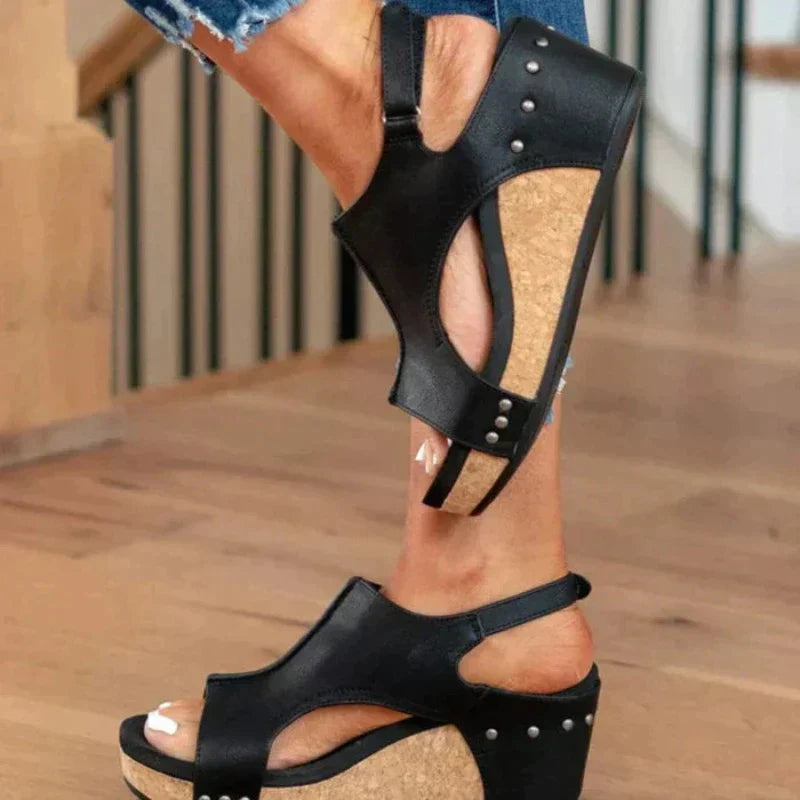 SUENTA Luna | Damen Sandalen – Eingearbeitetes Fussbett & Dick Gepolsterte Sohle