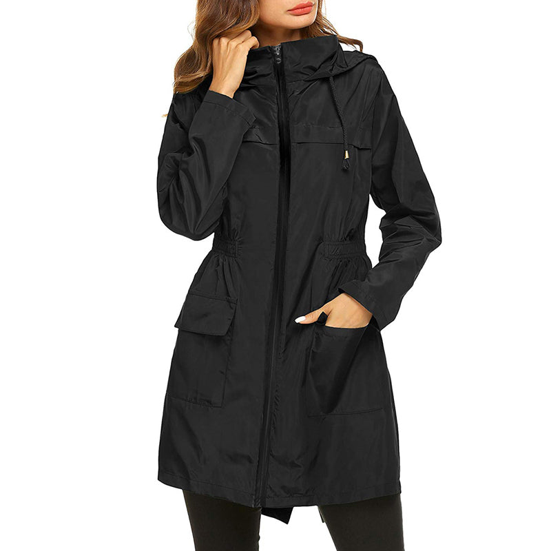 SUENTA Damen Regenjacke Längere Silhouette Mit Kapuze Regnerische Tage Optimalen Schutz Schwarz