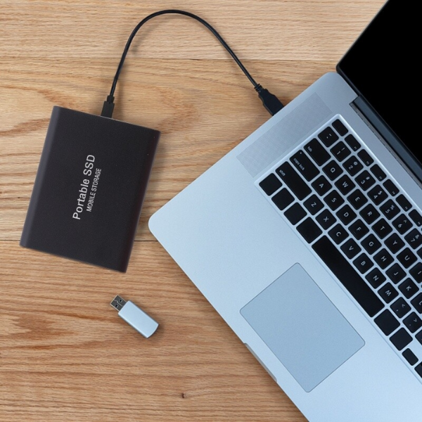 UltraVault Externe SSD – Blitzschnelle 4K-Speicherung mit bis zu 30 TB & 1050 MB/s Geschwindigkeit